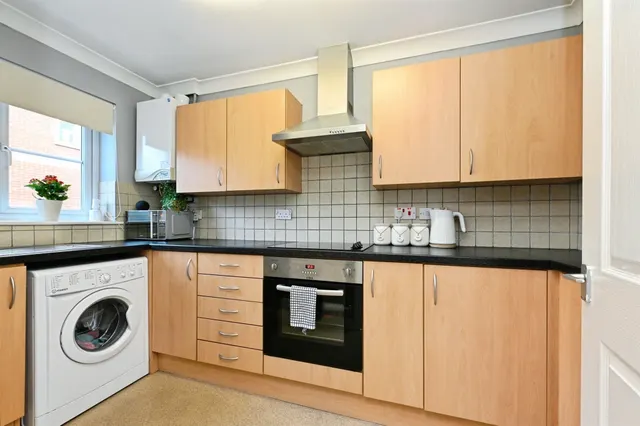 Bruce Close, Wisbech, PE13, photo 2