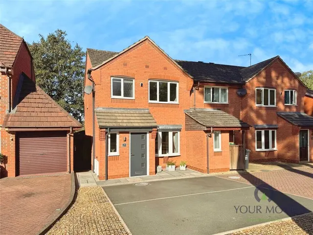 Hollyhurst Drive, Stourbridge, West Midlands, DY8, photo 1