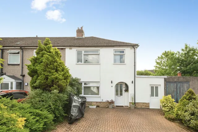 Thompson Avenue, Newport, NP19, photo 1