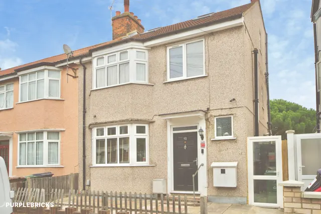 Rochdale Road, London, E17, photo 1