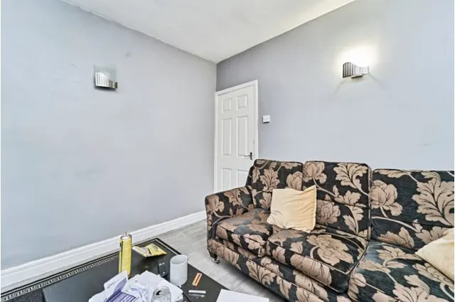 Bagnall Street, West Bromwich, B70, photo 3