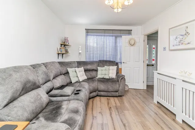 Fareham Way, Houghton Regis, LU5, photo 2