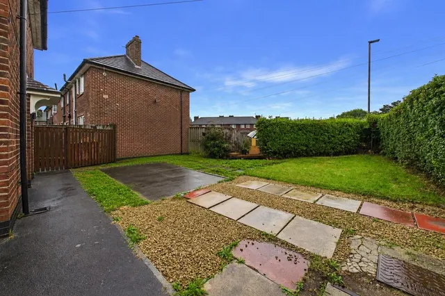 Photo 2 — Highgate Crescent, Manchester, Greater Manchester, M18