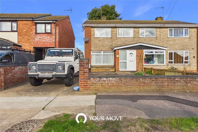Clifford Drive, Lowestoft, NR33, photo 1