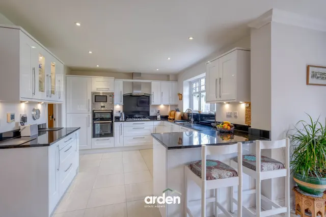 Jenkinson Gardens, Inkberrow, WR7, photo 3