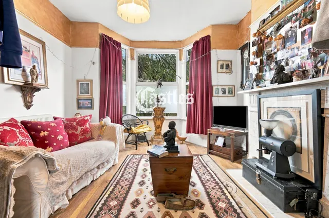 Beaconsfield Road, London, N15, photo 3