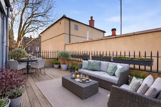 Mulberry Court, London, E1, photo 2