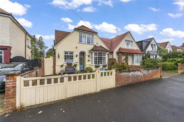 Argyle Avenue, Hounslow, TW3, photo 1