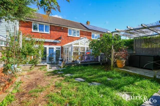 Hockley Road, Basildon, SS14, photo 1