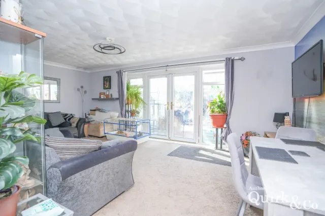 Hockley Road, Basildon, SS14, photo 2