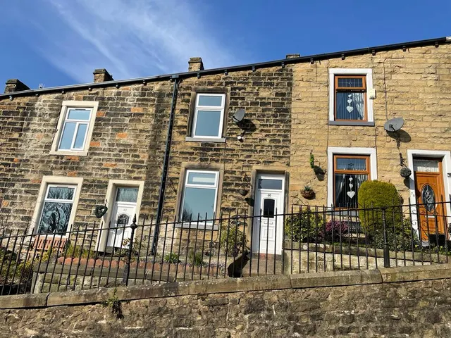 Colne Lane, Colne, BB8, photo 1