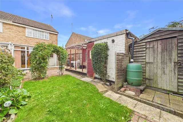 Douglas Court, Kettering, NN15, photo 2