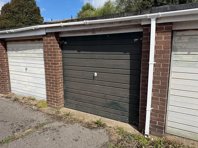 Southfields Road, Littlehampton, photo 3