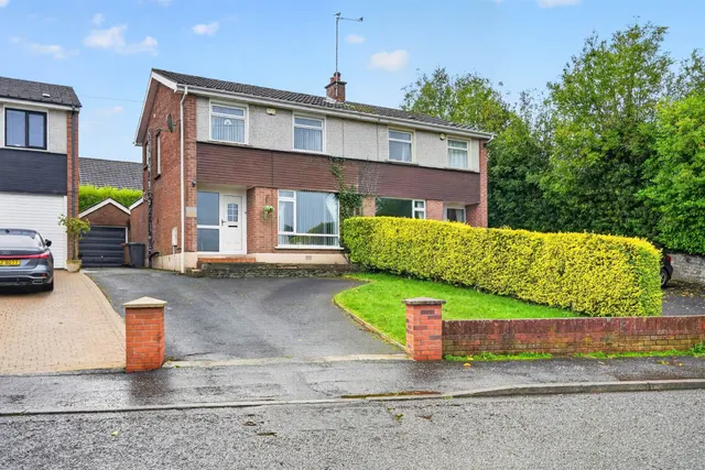 Cairnshill Park, Belfast, BT8, photo 1