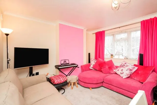 Photo 2 — Beverley Close, Norwich, Norfolk, NR5