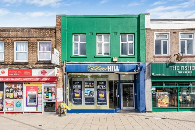 Downham Way, Bromley, BR1, photo 1
