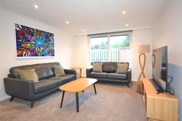Gosport Street, Lymington, Hampshire, SO41 9BG, photo 1