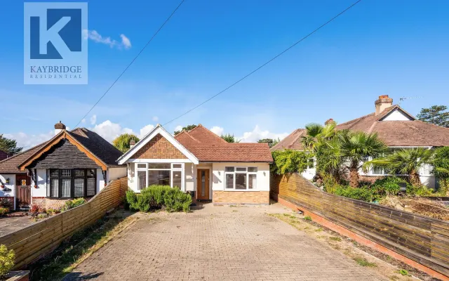 The Warren, Worcester Park, KT4, photo 1