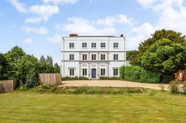 Froyle House, Upper Froyle, Alton, Hampshire, GU34 4JX, photo 1