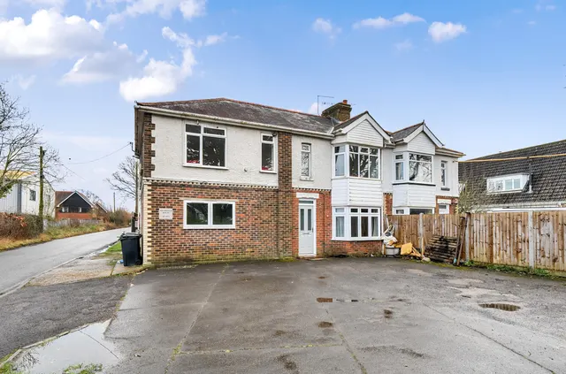 Winchester Road, Waltham Chase, SO32, photo 1