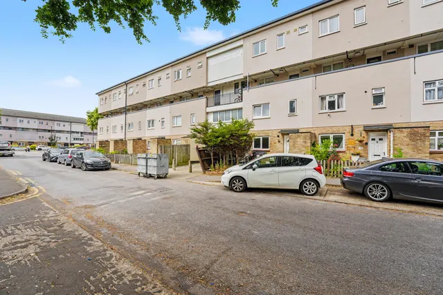 Moorfield Road, Enfield, EN3, photo 1