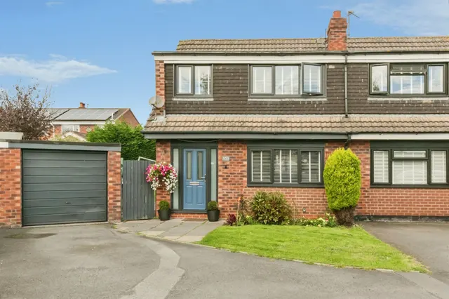 Shores Green Drive, Wincham, CW9, photo 2