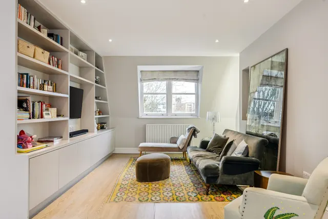 Photo 3 — Elsham Road, LONDON, W14