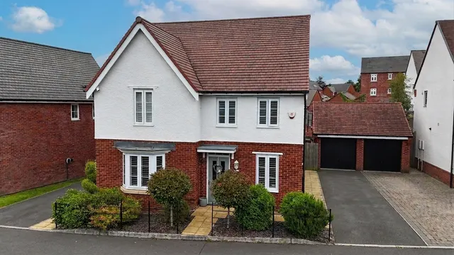 Conran Place, Barlaston, ST12, photo 1