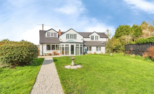 Cranberry, Cotes Heath, ST21, photo 1