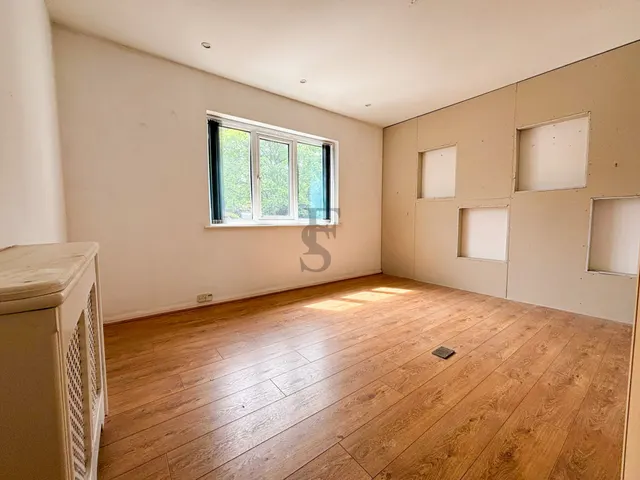 Church Street, Edwinstowe, NG21, photo 3