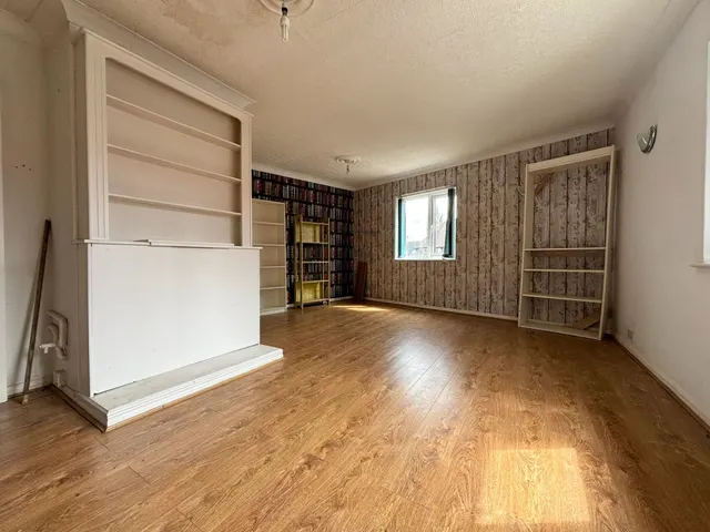 Church Street, Edwinstowe, NG21, photo 2