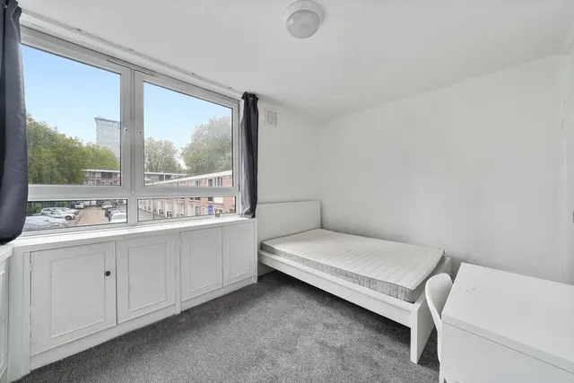 Clarence Gardens, Euston, NW1, photo 1