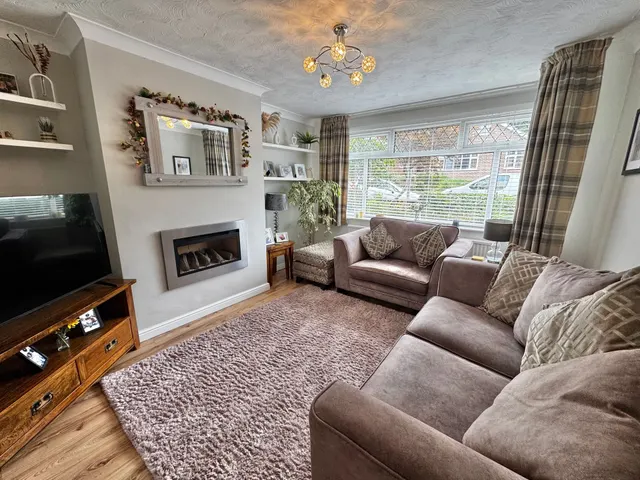 Oxford Drive, Stockport, photo 2