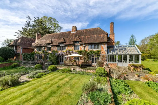 Church Lane, Dogmersfield, Hook, Hampshire, RG27 8TB, photo 1