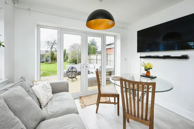 Thoresby Avenue, Kirkby In Ashfield, NG17, photo 3