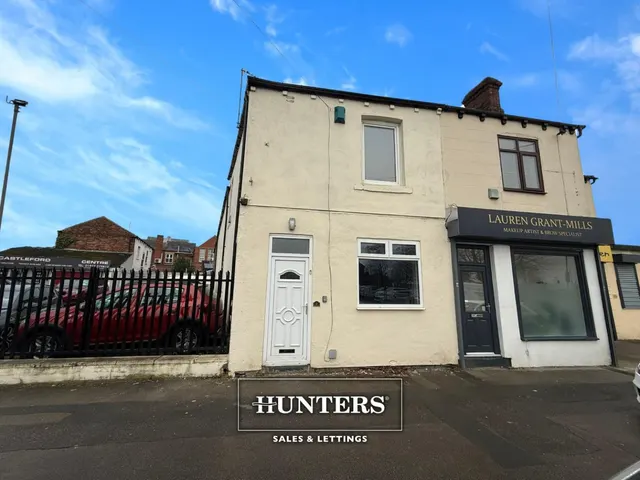 Aketon Road, Castleford, photo 1
