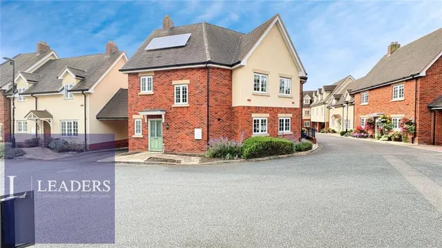 Dame Mary Walk, Halstead, CO9, photo 1