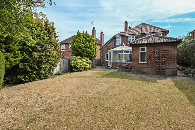 Green Dykes Lane, York, YO10, photo 2