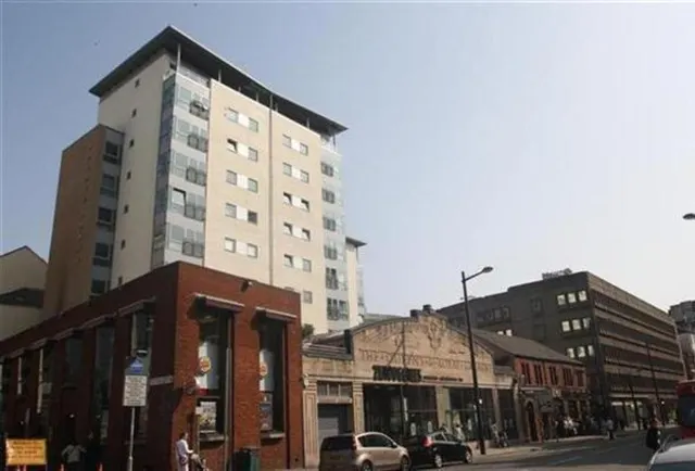 Golate Court Cardiff, CF10, photo 1