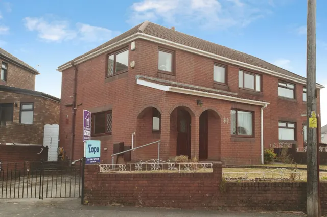Lewis Street, Bargoed, CF81, photo 1