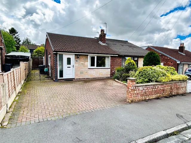 Mintholme Avenue, Hoghton, Preston, Lancashire, PR5, photo 1