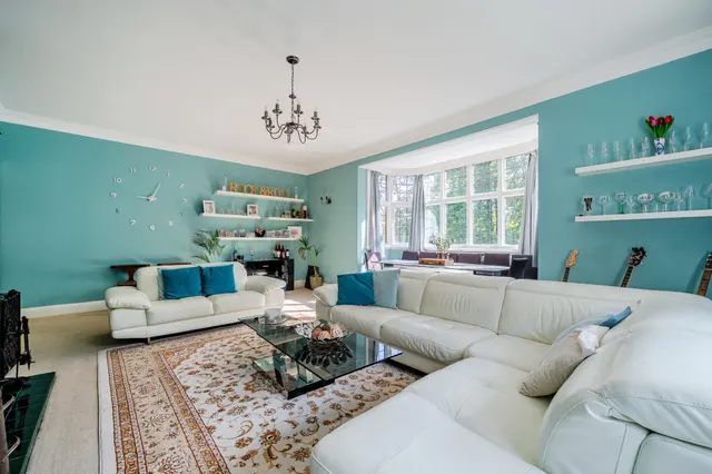 Photo 3 — Longdown Road, Lower Bourne Farnham, ...