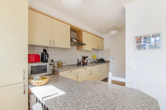 Photo 3 — 51 Christian Court, Rotherhithe Street, London