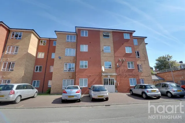 Brook Court, NG7, photo 1