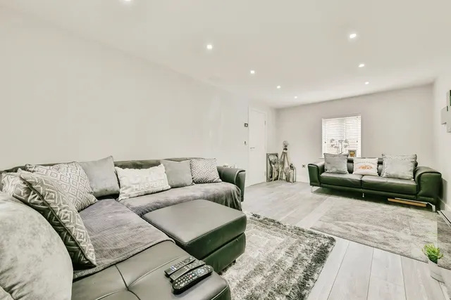 Snowdonia Way, Stevenage, SG1, photo 3