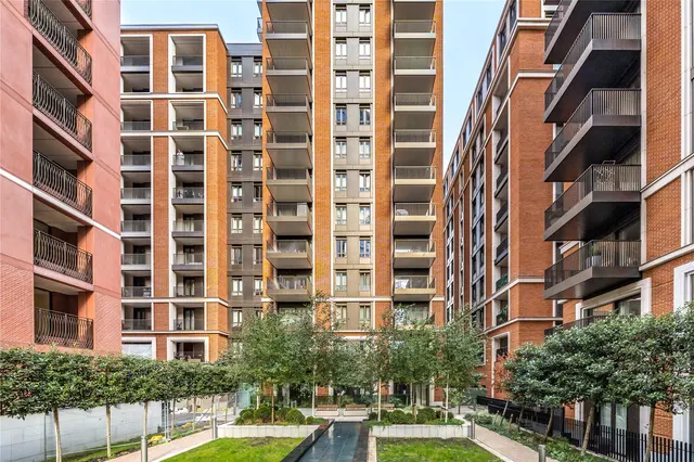 Segrave Walk, London, W2 1BN, photo 1