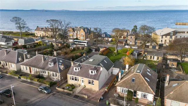 Photo 2 — Maitland Avenue, Musselburgh, East Lothian, EH21 6DZ