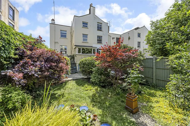 Bath Road, Cheltenham, GL53, photo 3