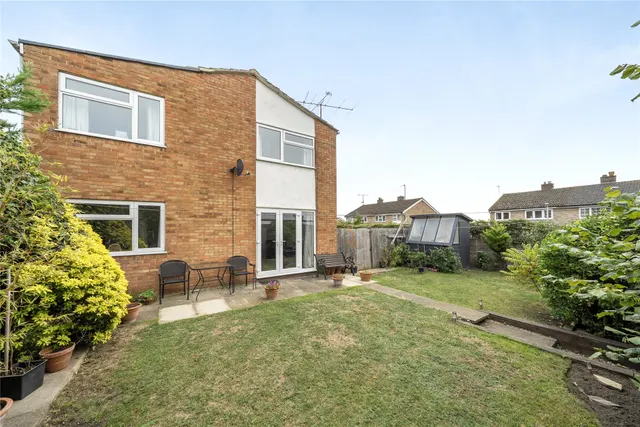 Russell Drive, Ampthill, MK45, photo 3