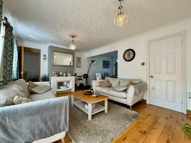 Willenhall Close, Luton, LU3, photo 2